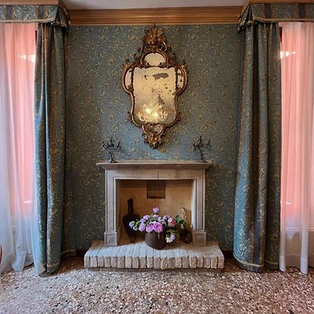 Palazzetto San Lio, Rialto Apartment Venice Luaran gambar