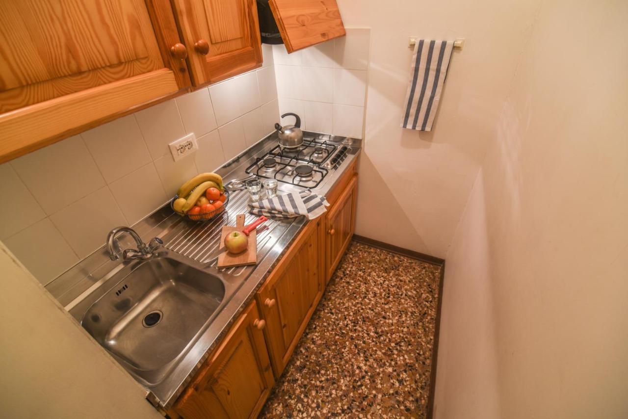 Palazzetto San Lio, Rialto Apartment Venice Luaran gambar