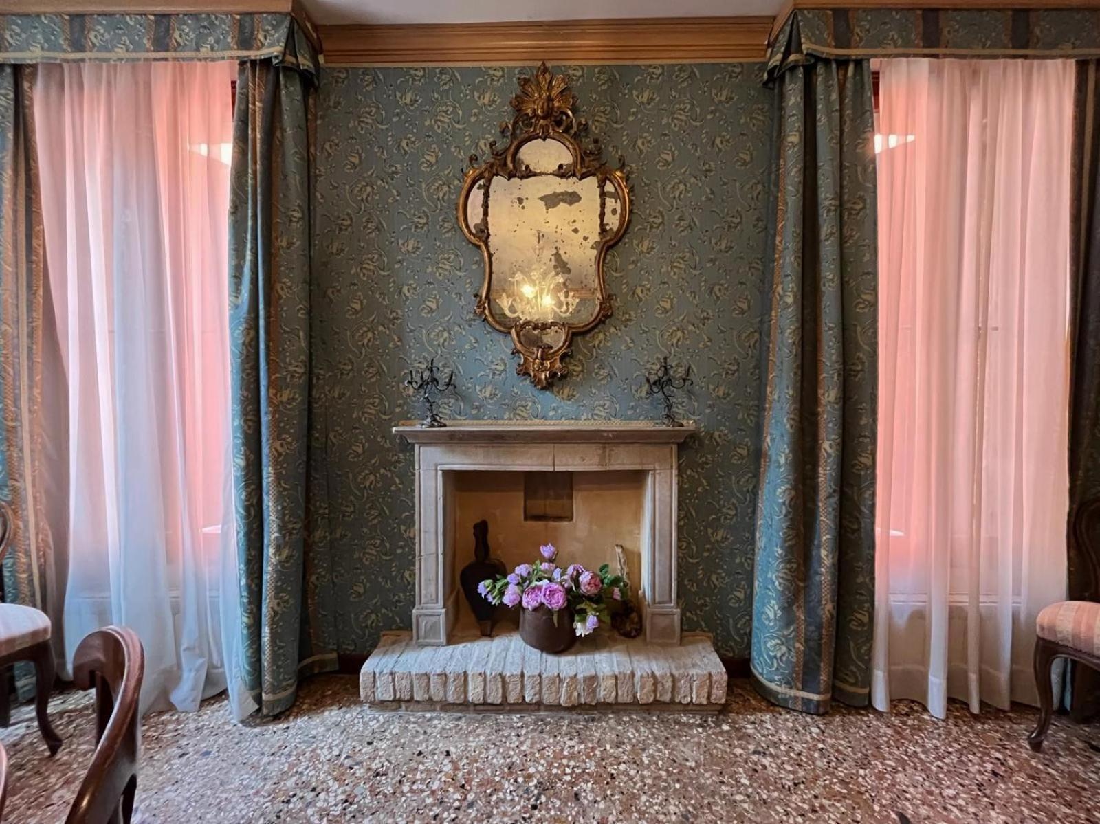 Palazzetto San Lio, Rialto Apartment Venice Luaran gambar