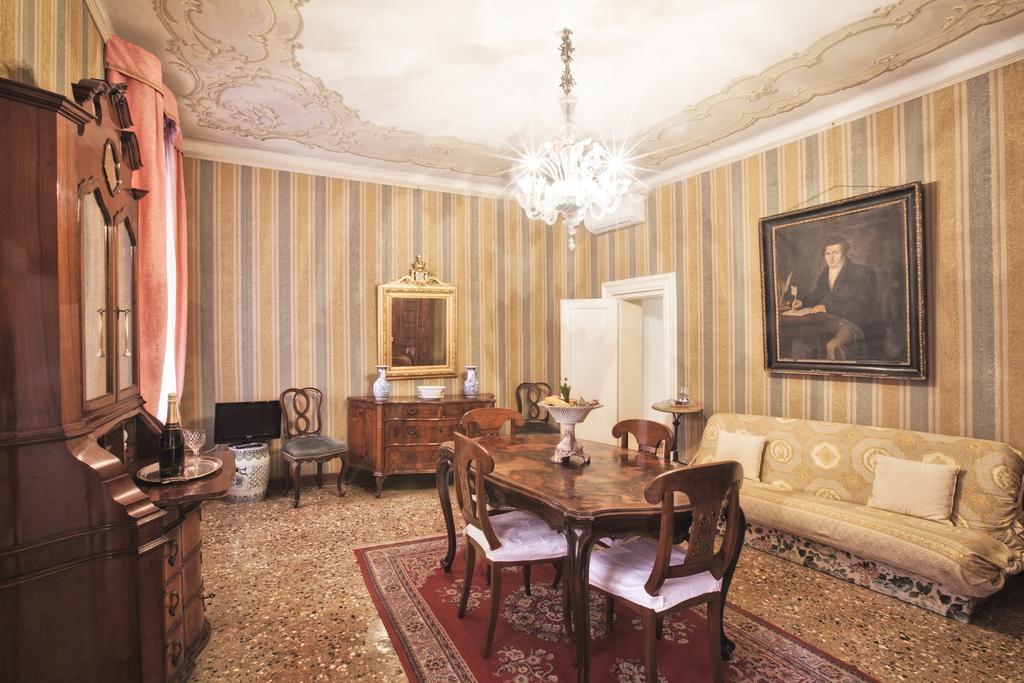 Palazzetto San Lio, Rialto Apartment Venice Luaran gambar